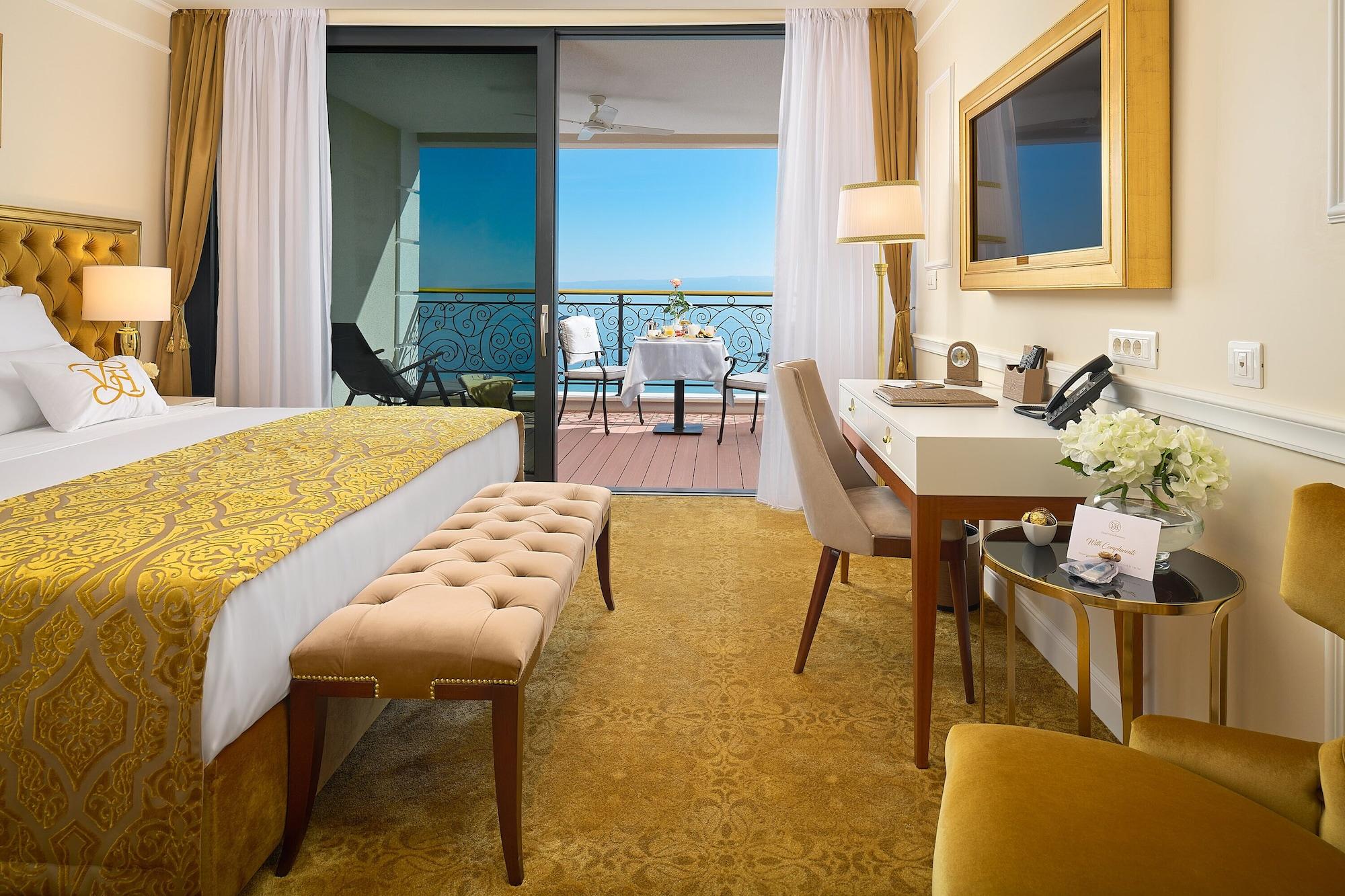 Harmony Hotell 4*